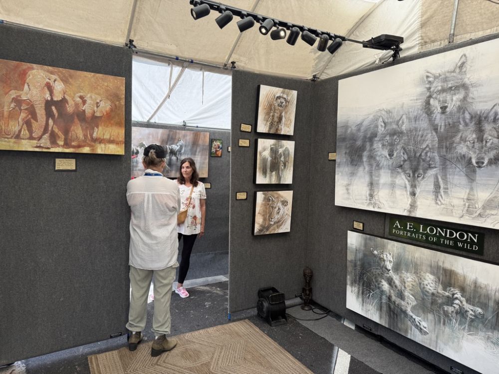 We had dinner with some lovely new friends, but we missed our friend  Yvonne Stallings