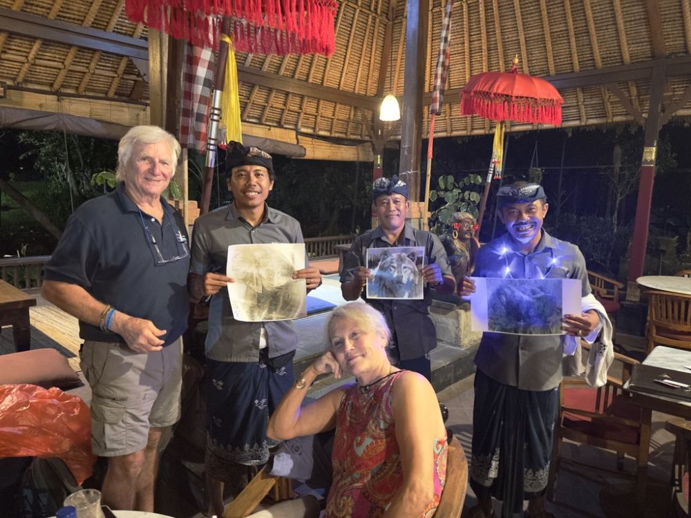 As always, we presented our guides with some of my artwork to help them remember our adventure together!