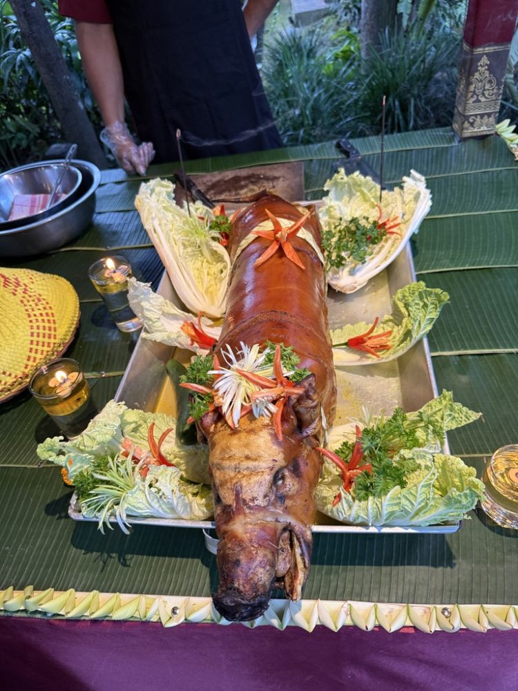 We had a incredible Balinese style feast on our last night with all our friends
