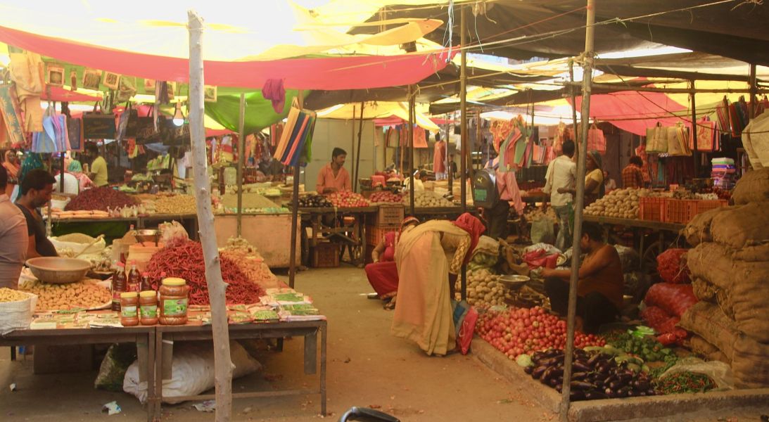 Today, most Indians still shop in local bazaars as they did thousands of years ago.