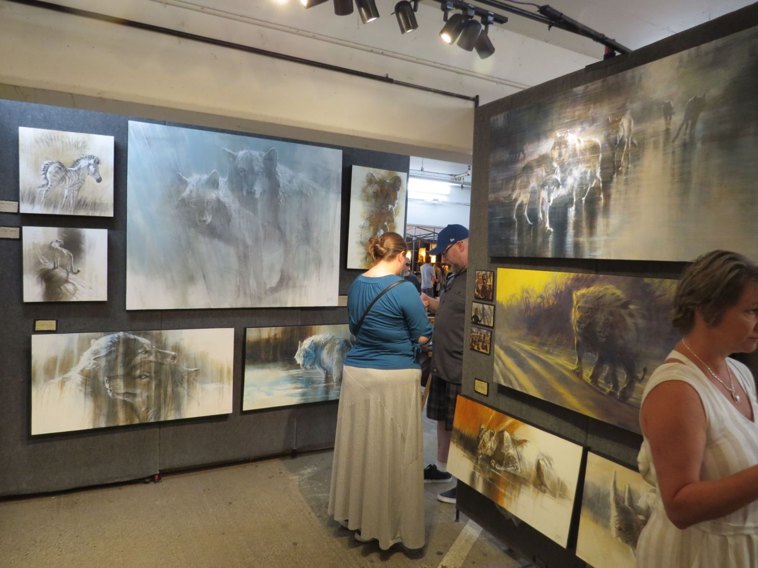 It's a long way but certainly enjoy the Bellevue Museum show in Seattle